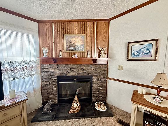 4th image of 8181 Stage Coach Rd