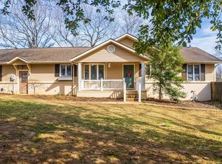 800 Dennison Hts, Batesville, AR 72501