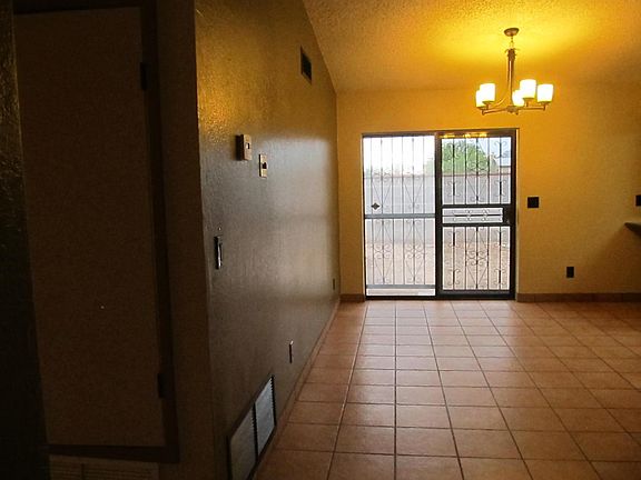 3rd image of 85 E Camino Villas