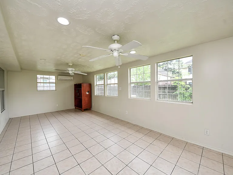 4235 Custer Creek Dr — Photo 7