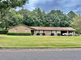 25 Chauvin Dr, Monroe, LA 71203