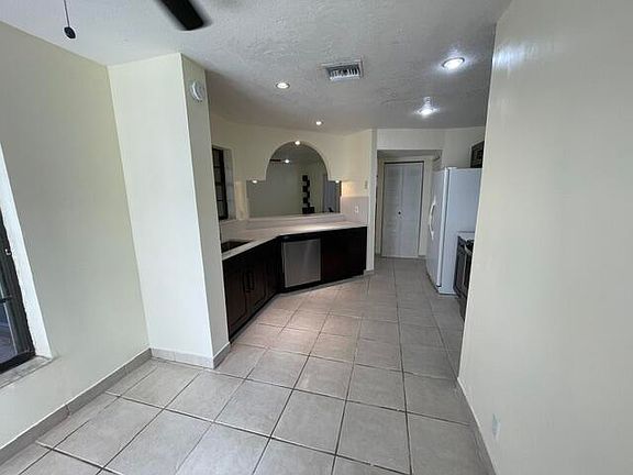 4th image of 9321 W Sunrise Blvd