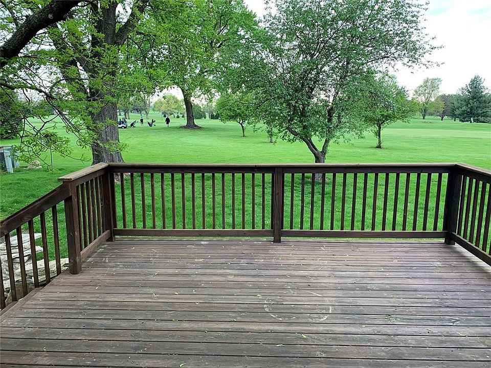 2nd image of 4409 Twin Pine Dr NE