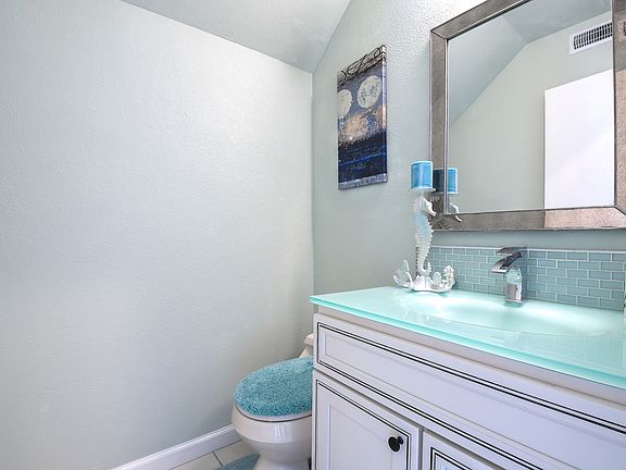 5th image of 145 Tonopah Dr