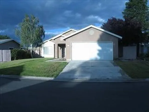 5921 Dyce Way, Bakersfield, CA 93306