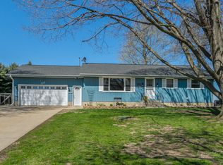 513 Davis St, Sandwich, IL 60548