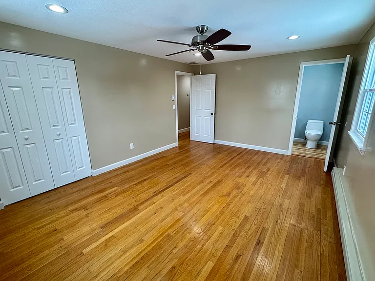 Longview Ln — Photo 9