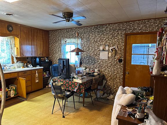 4th image of 2999 Hartman Rd