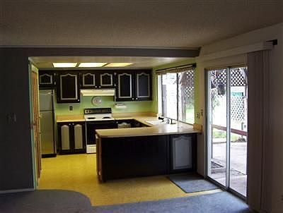 3rd image of 9019 Polly Ave