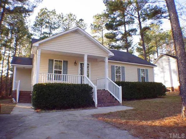 5805 Seward Dr, Knightdale, NC 27545
