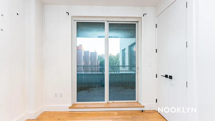 Rented by Nooklyn NYC LLC | media 11