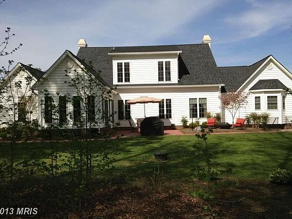 2nd image of 28465 Oema Ct
