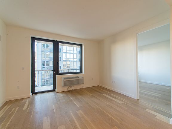 4th image of 41-15 23rd St #8Z