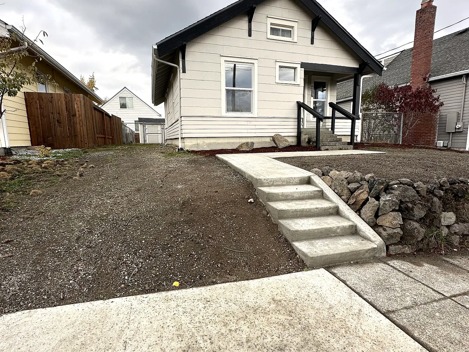 2 bed, 786 sqft, $2,200 — Photo 2