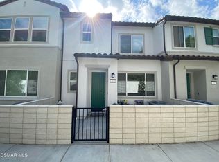3031 Honolulu Ln, Simi Valley, CA 93065