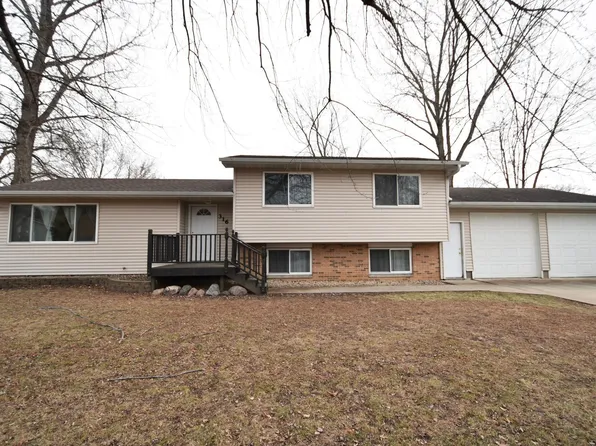 316 Aqua Dr, Zumbrota, MN 55992