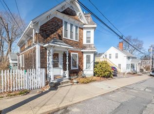 3 Mount Pleasant St, Plymouth, MA 02360