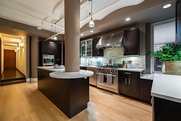 Sold by Industrie Residential | media 7