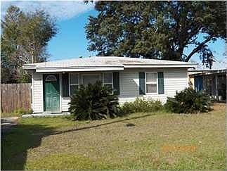 1st image of 3327 Marcus Dr