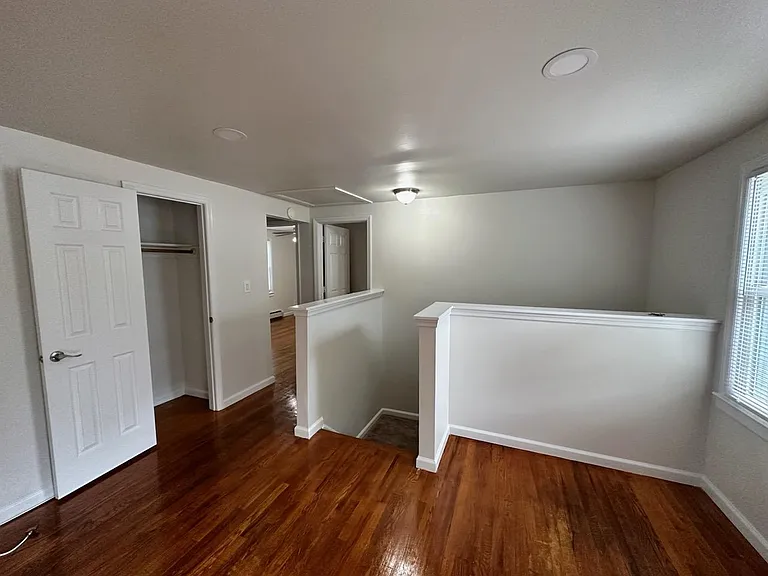 18 Byron Pl #2 — Photo 6