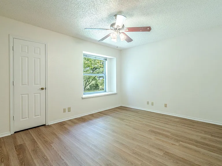 4501 Ridge North Rd — Photo 29