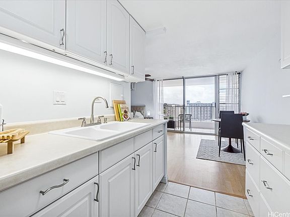 5th image of 1419 Dominis St APT 1507