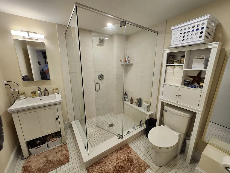 15 Melvin Ave #17 — Photo 4