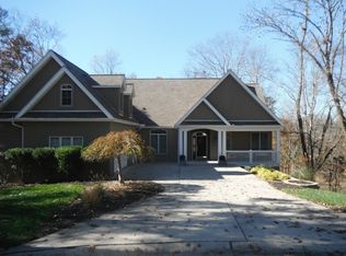 350 Wood Lomond Way, Huntington, WV 25705