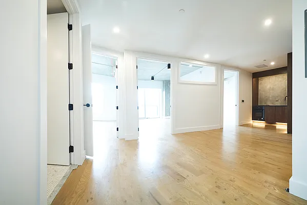 Rented by Lodger Corp | media 79