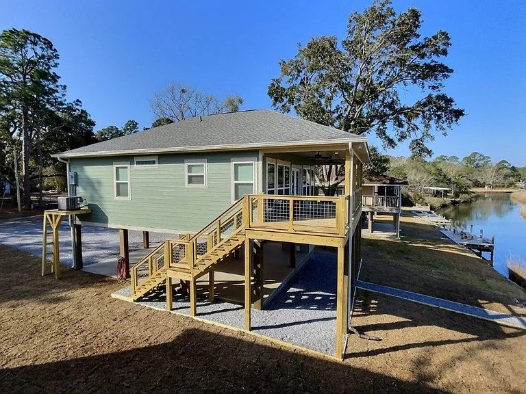 8716 W Simmons Bayou Dr — Photo 2