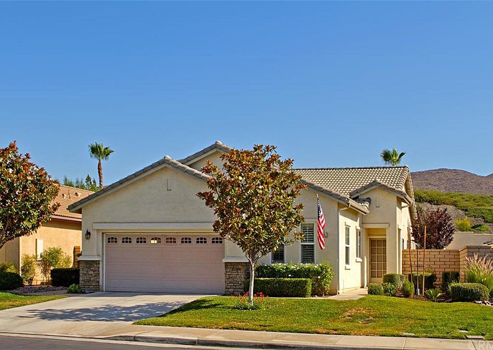 1st image of 28004 Oakhaven Ln