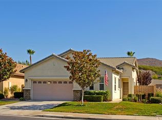 28004 Oakhaven Ln, Menifee, CA 92584