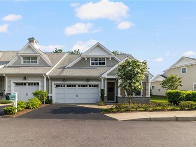 23 Middleberry Ln, East Greenwich, RI, 02818