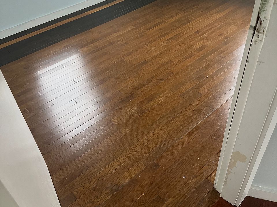 1st image of 98 Bell St #98