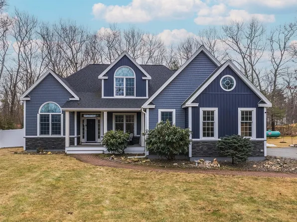 11 Pope Rd, Atkinson, NH 03811