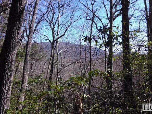 4 Sapphire Post Office Rd, Sapphire, NC 28774