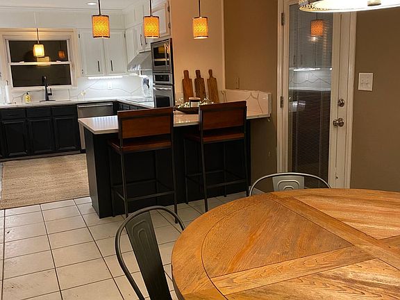 2nd image of 503 Bear Dr