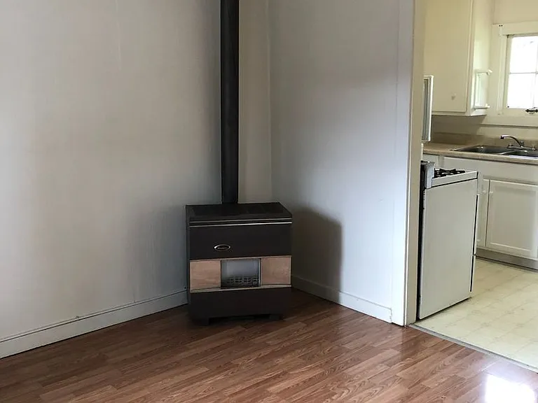 360 N State St — Photo 3