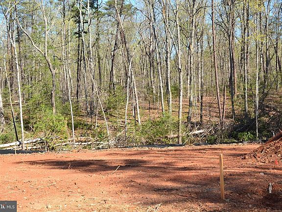 5th image of 10625 Plank Rd