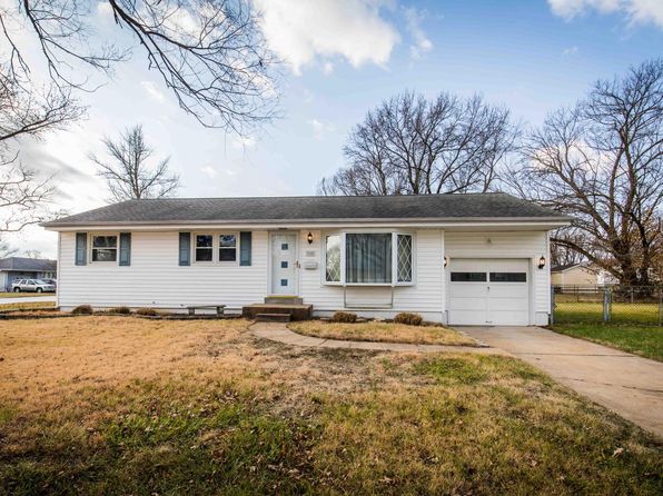300 Monterey Dr