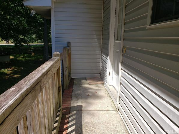 542 Barnes #B, Smithfield, NC 27577