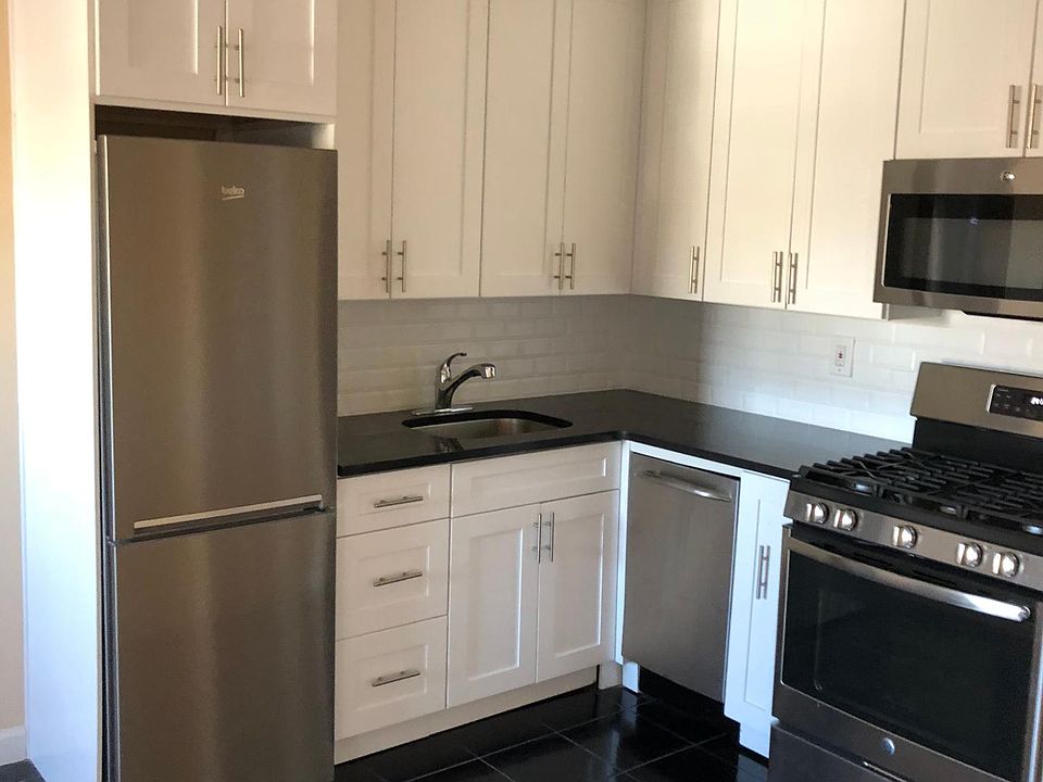 1st image of 14016 34th Ave #7F
