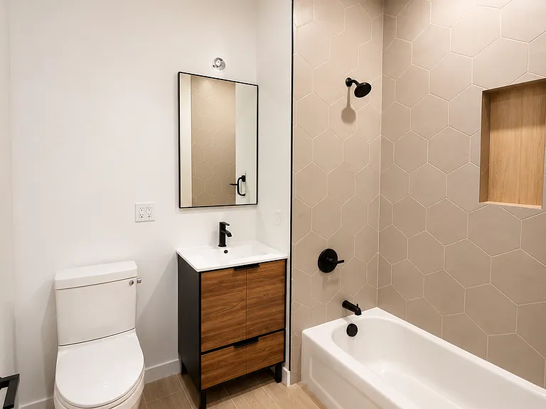 74 Webster St #1AA — Photo 9