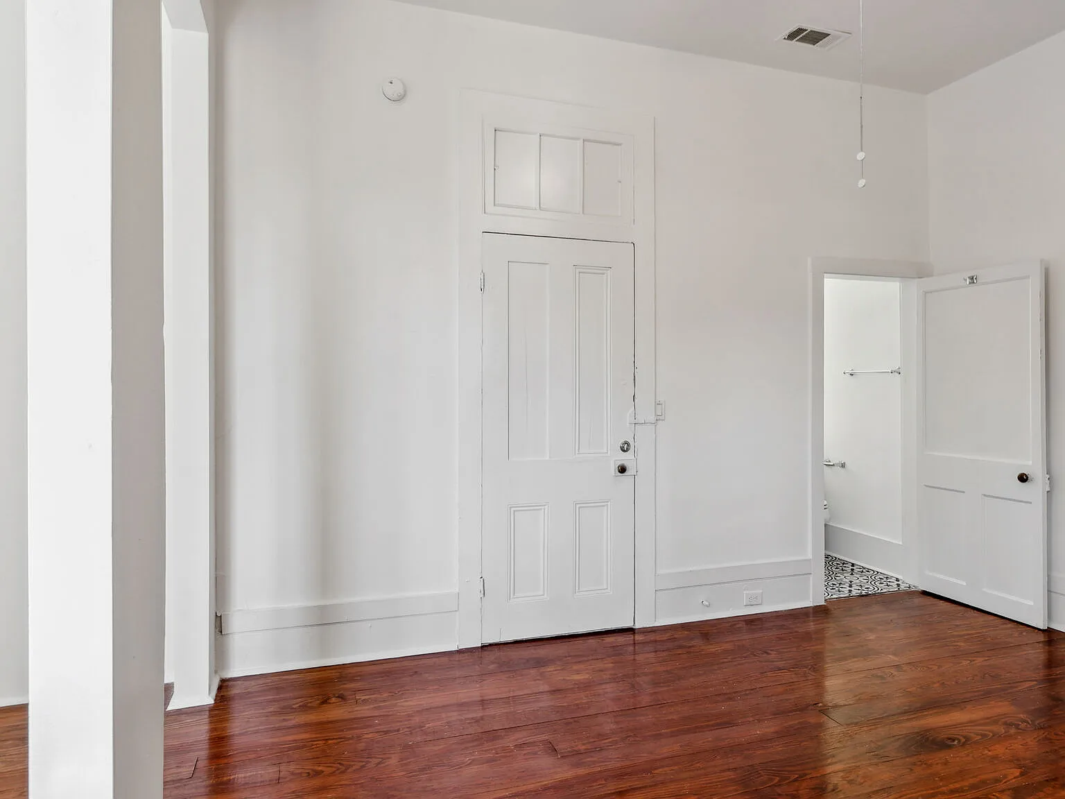 1434 Constance — Photo 3