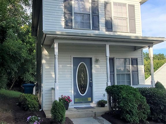 3rd image of 1455 24th St NE