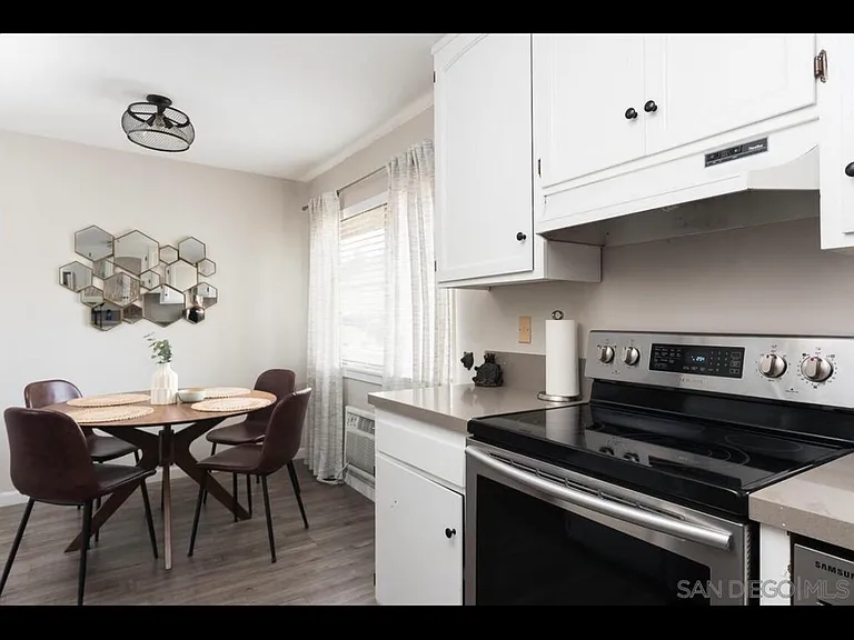 4560 Maple Ave #223 — Photo 24