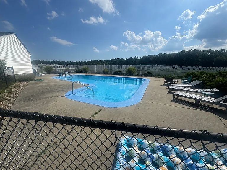 2667 Cranberry Hwy #4 — Photo 2