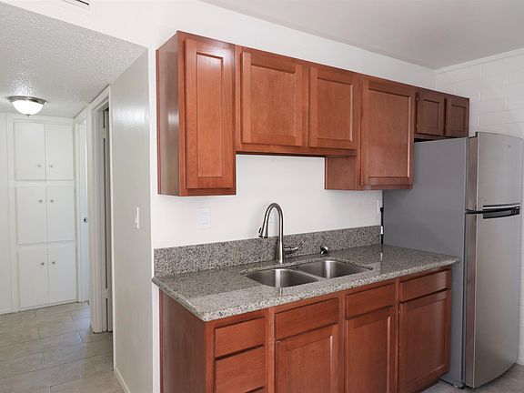 3rd image of 1470 S Palo Verde Ave APT J113