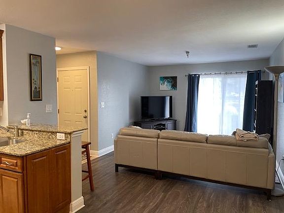 2nd image of 10265 Gandy Blvd N #2012