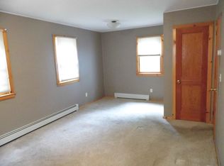 19 Millington Ave, Hewitt, NJ 07421